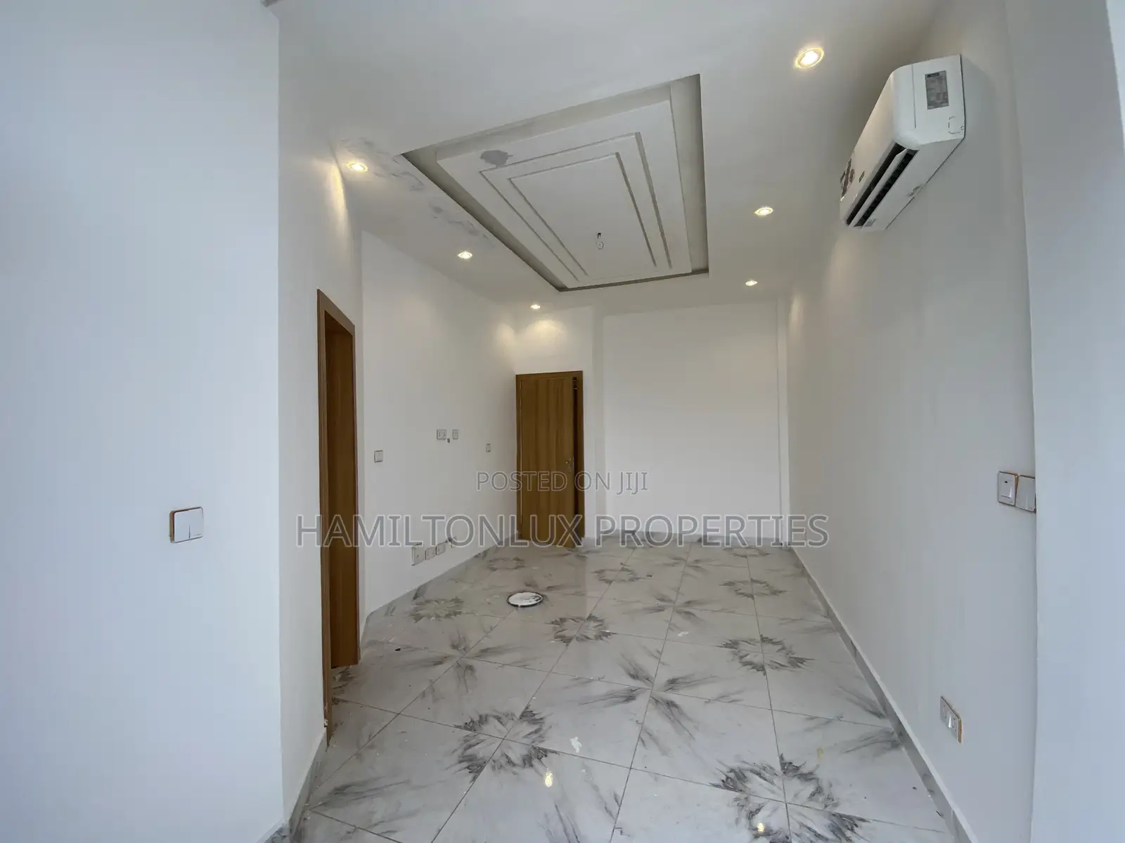 2bdrm House in Hamilton, School Junction for sale