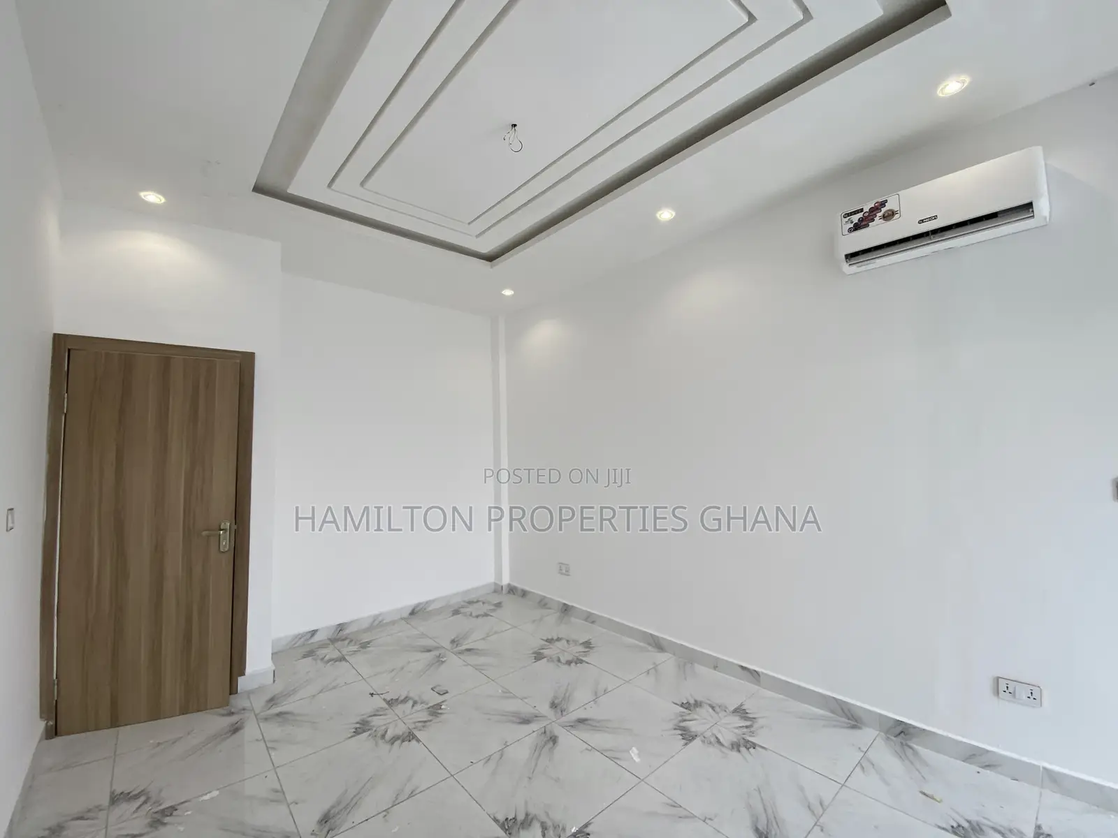 2bdrm House in Hamilton, School Junction for sale