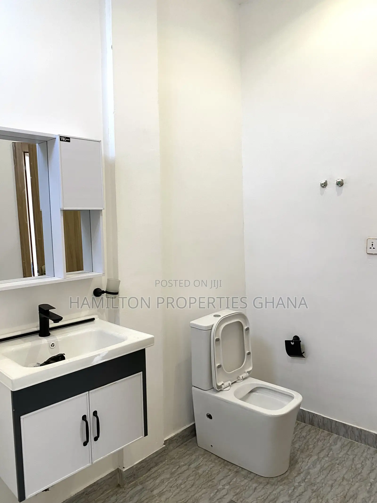 2bdrm House in Hamilton, School Junction for sale