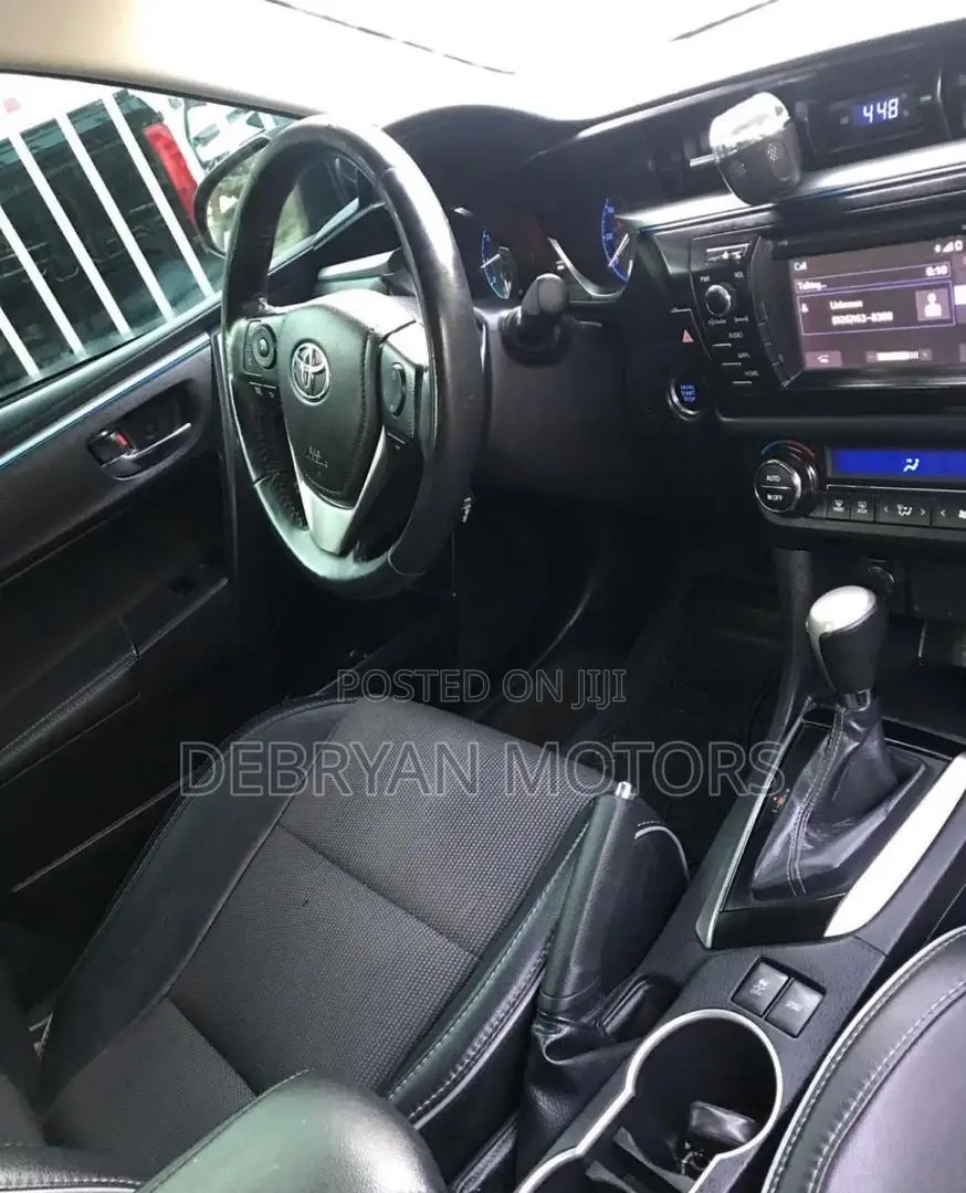 Toyota Corolla S 4dr Sedan (1.8L 4cyl CVT) 2016 Black
