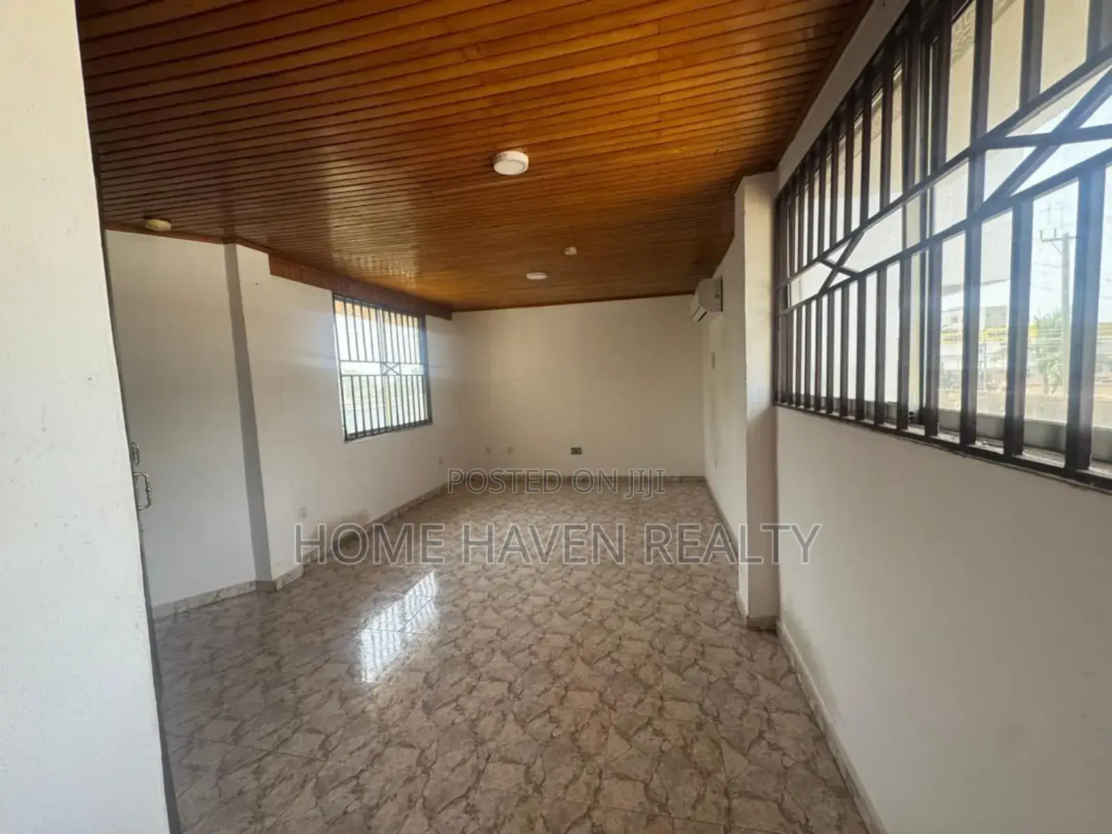 5bdrm House in Abelemkpe for rent