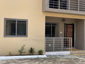 2bdrm Apartment in Adenta Catholic, Frafraha for rent