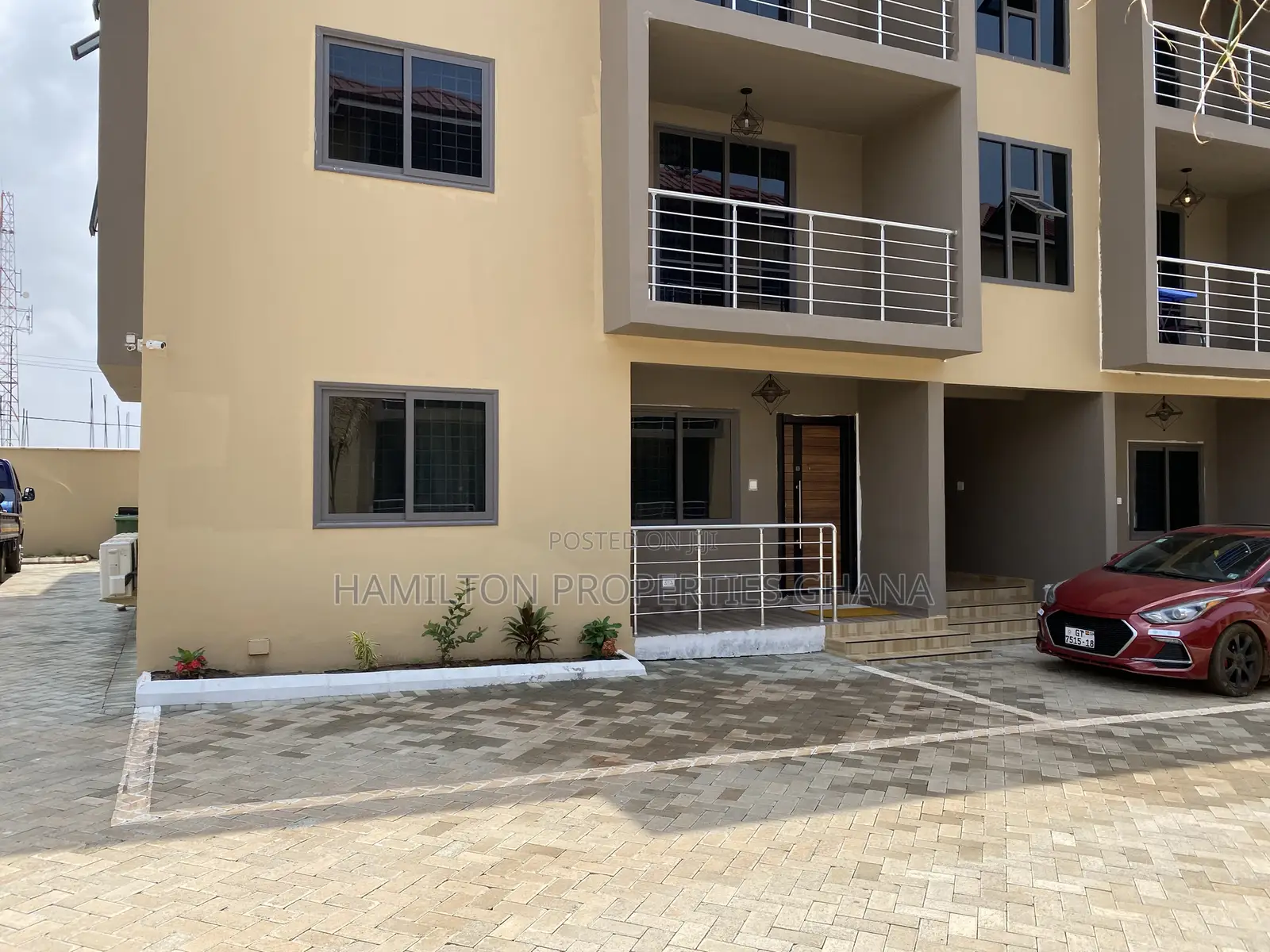 2bdrm Apartment in Adenta Catholic, Frafraha for rent