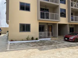2bdrm Apartment in Adenta Catholic, Frafraha for rent