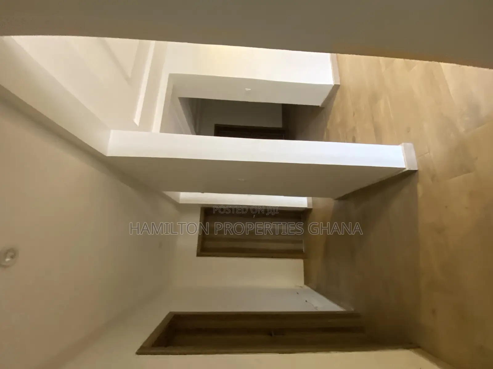 2bdrm Apartment in Lakeside Estates for rent