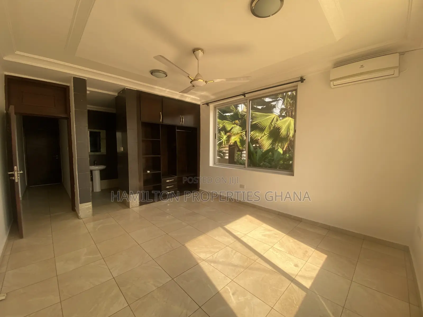 2bdrm Apartment in Adjiringanor, Adjiriganor for rent