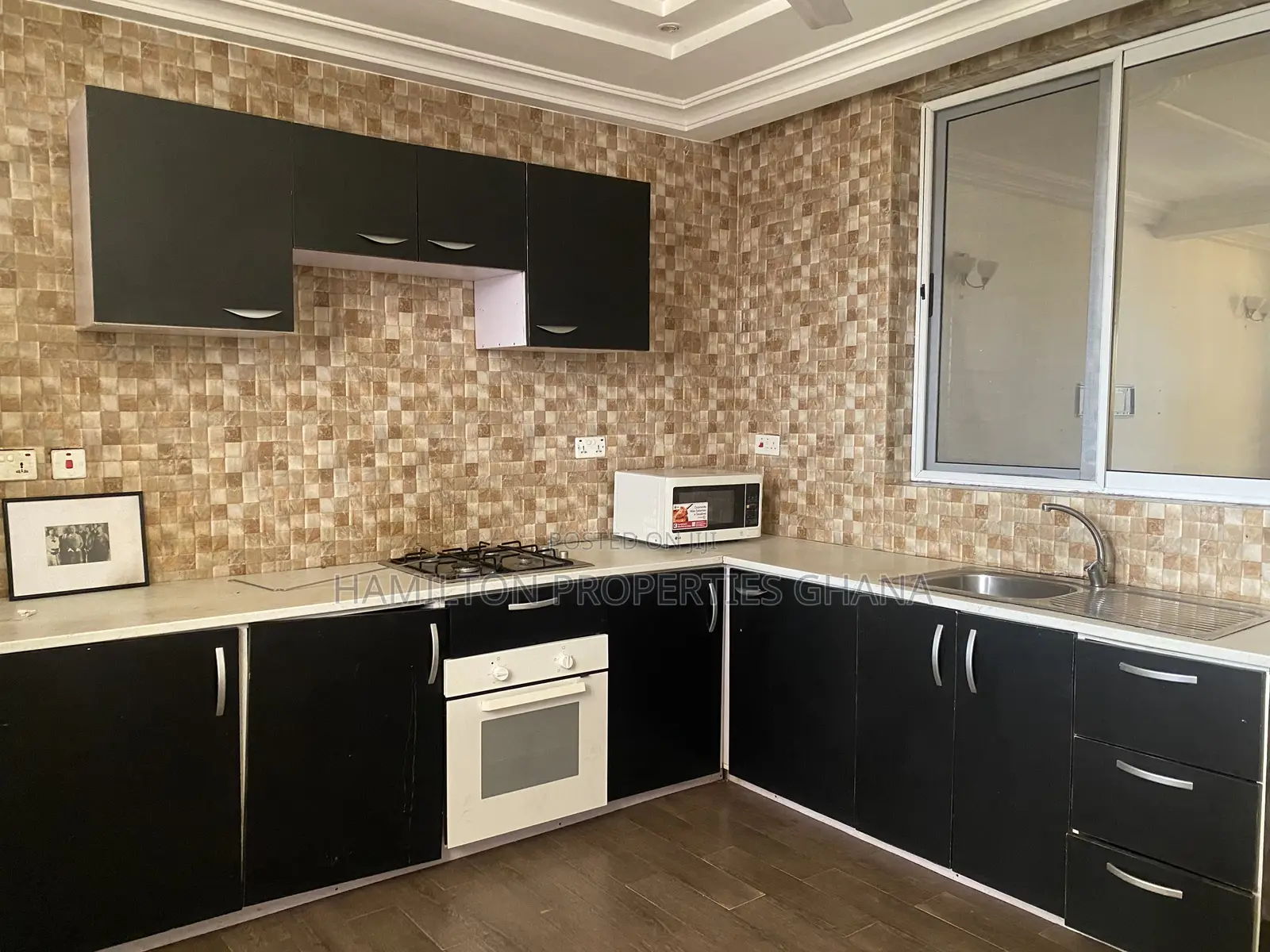 2bdrm Apartment in Adjiringanor, Adjiriganor for rent