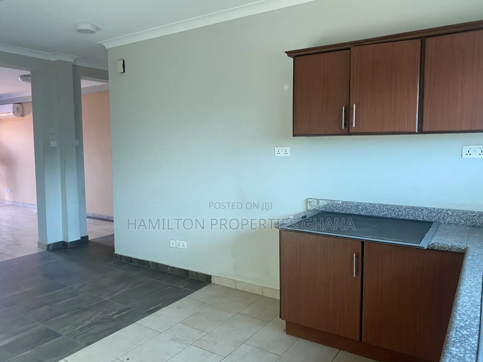 2bdrm Apartment in Adjiringano School for rent