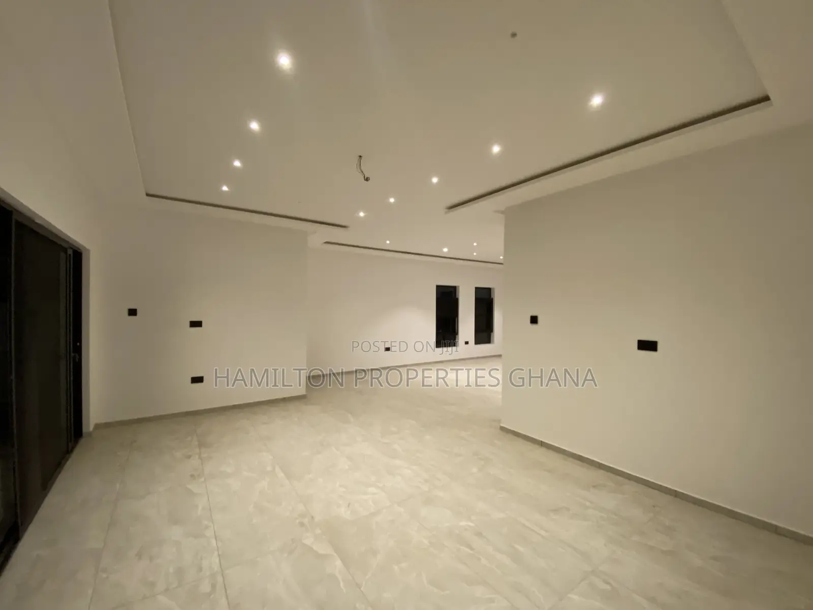4bdrm Mansion in Trassaco, Adjiriganor for rent