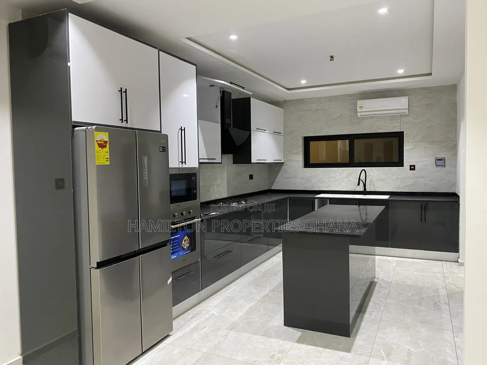 4bdrm Mansion in Trassaco, Adjiriganor for rent