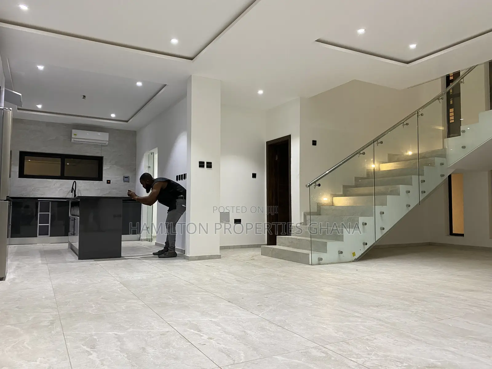 4bdrm Mansion in Trassaco, Adjiriganor for rent