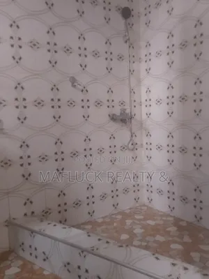 2bdrm Apartment in Lakeside Estate for rent