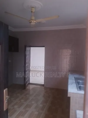 2bdrm Apartment in Lakeside Estate for rent