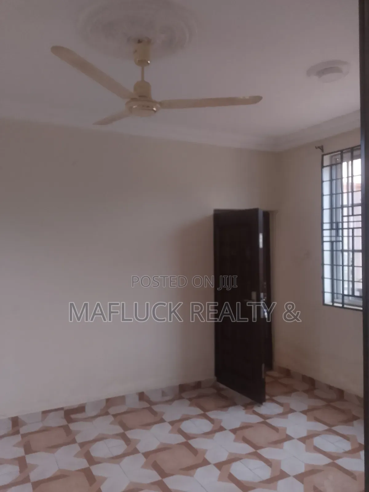 2bdrm Apartment in Lakeside Estate for rent