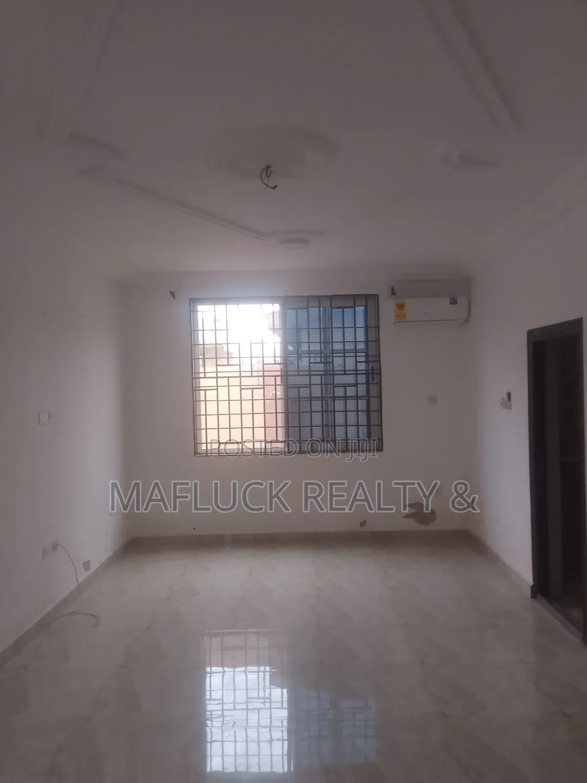 2bdrm Apartment in Lakeside Estate for rent