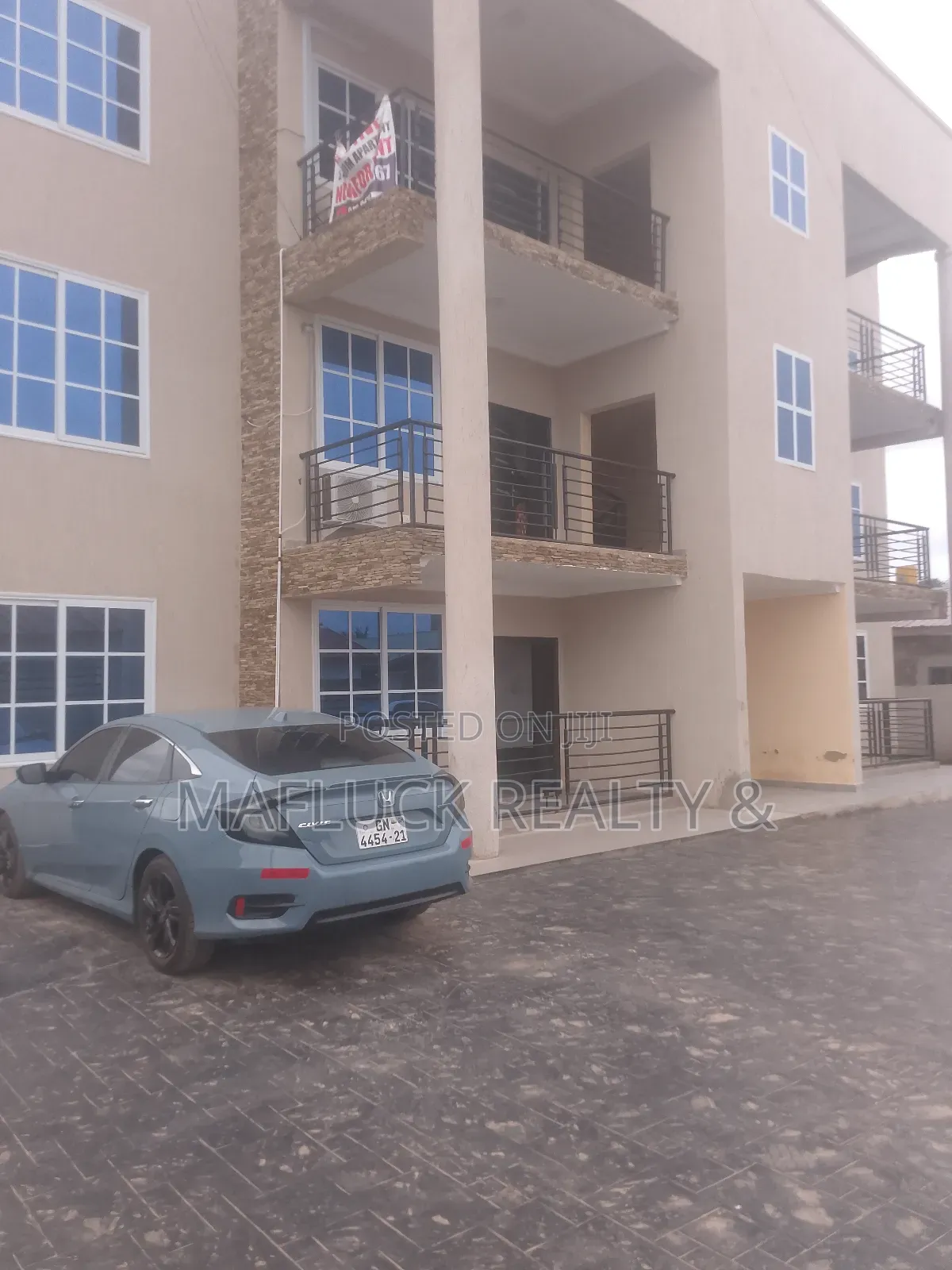 2bdrm Apartment in Lakeside Estate for rent