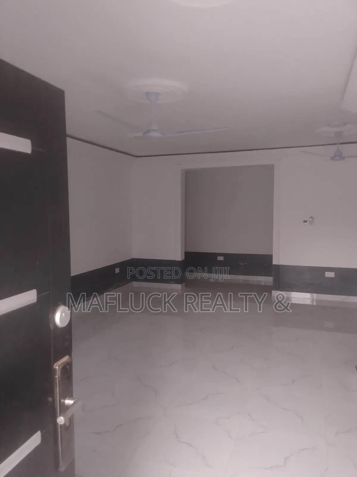 2bdrm Apartment in Lakeside Estate for rent