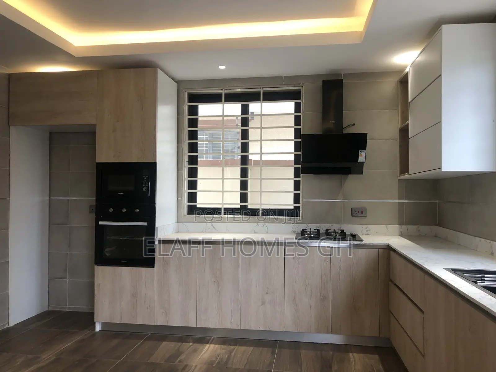3bdrm Townhouse / Terrace in Elaffhomesgh, East Legon for rent