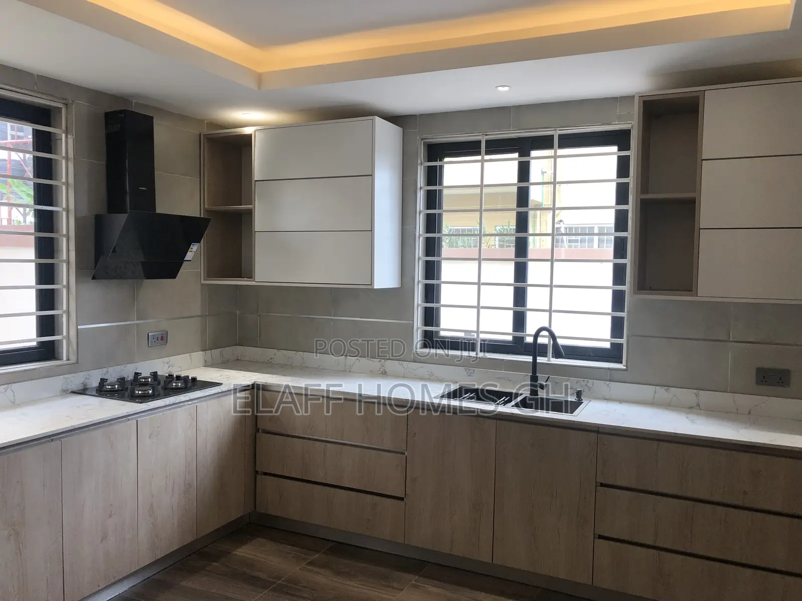 3bdrm Townhouse / Terrace in Elaffhomesgh, East Legon for rent