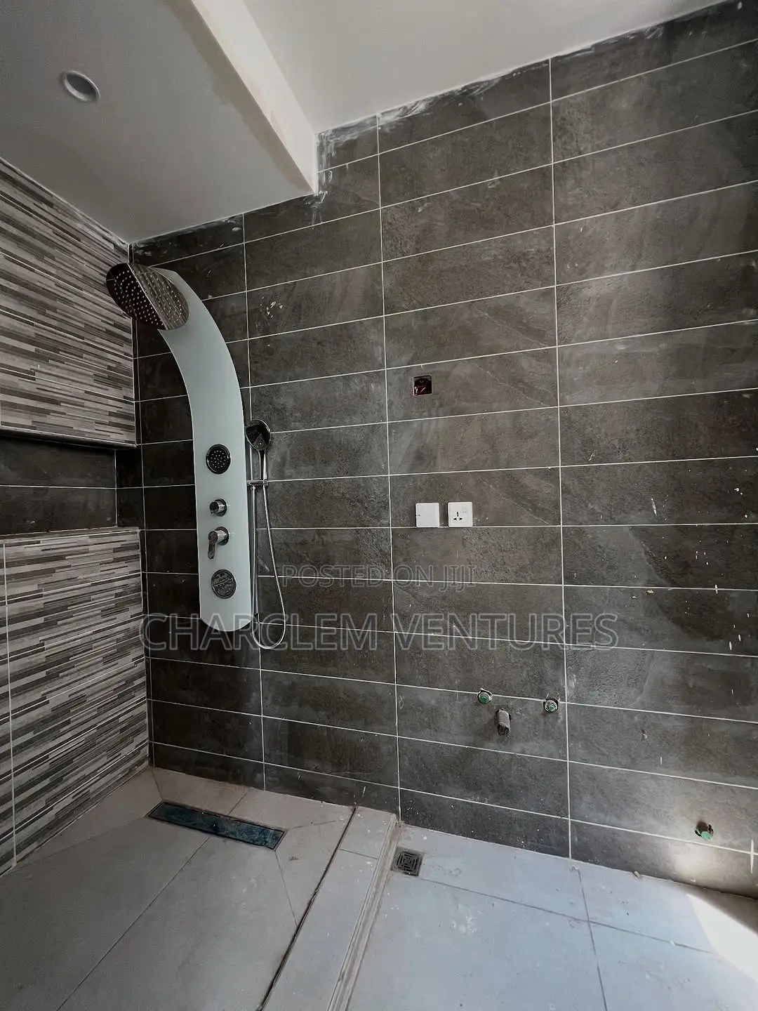 4bdrm House in Charclem Ventures, Accra Metropolitan for sale