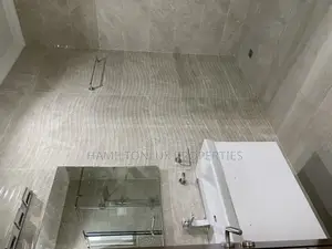 5bdrm House in East Legon for rent