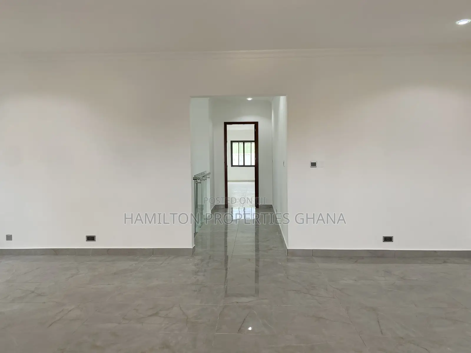 5bdrm House in East Legon for rent