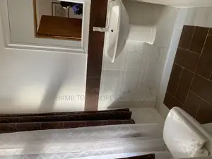 3bdrm Townhouse / Terrace in Adjiringano, School Junction for rent