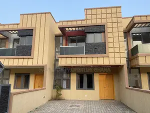 3bdrm Townhouse / Terrace in Adjiringano, School Junction for rent