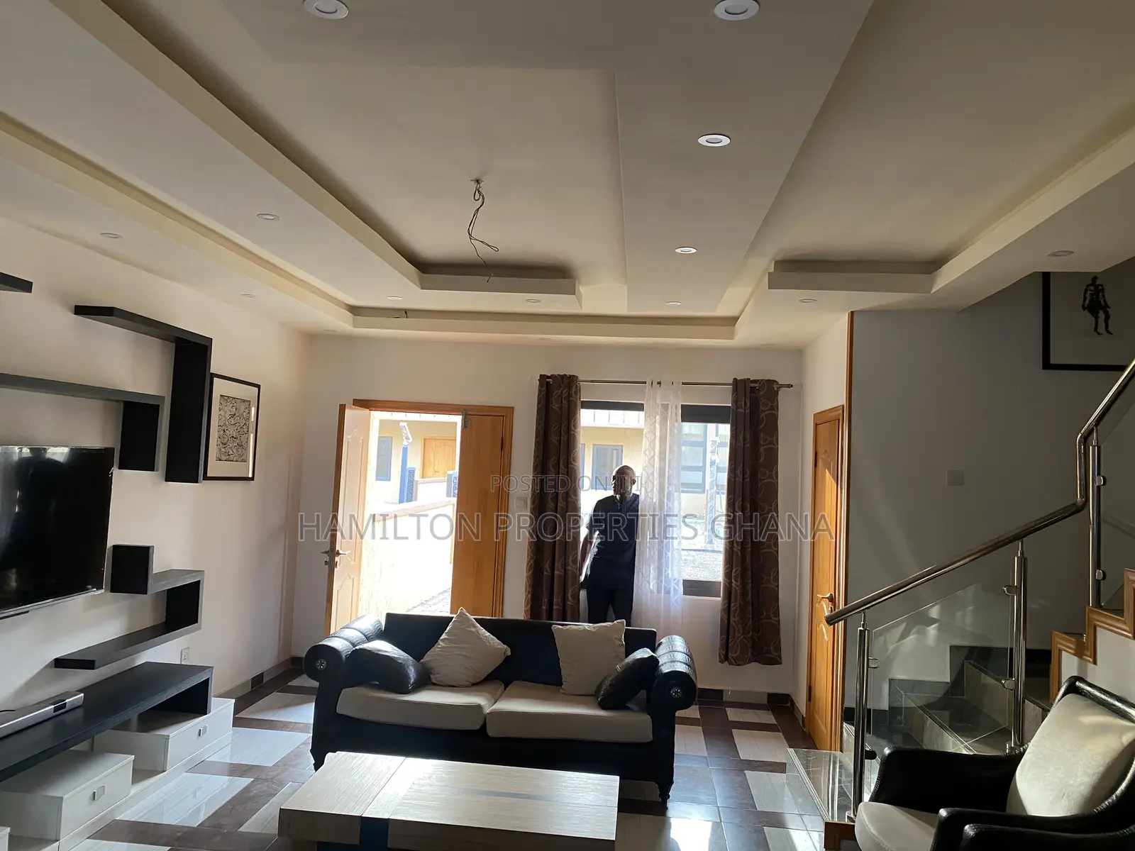 3bdrm Townhouse / Terrace in Adjiringano, School Junction for rent