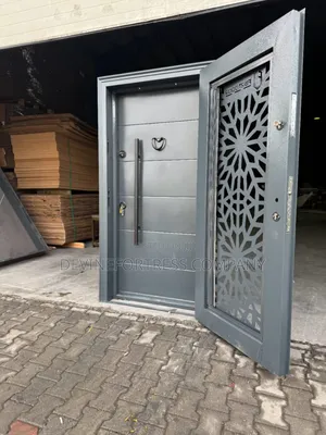 Door in Door Security Single // Strong and Durable