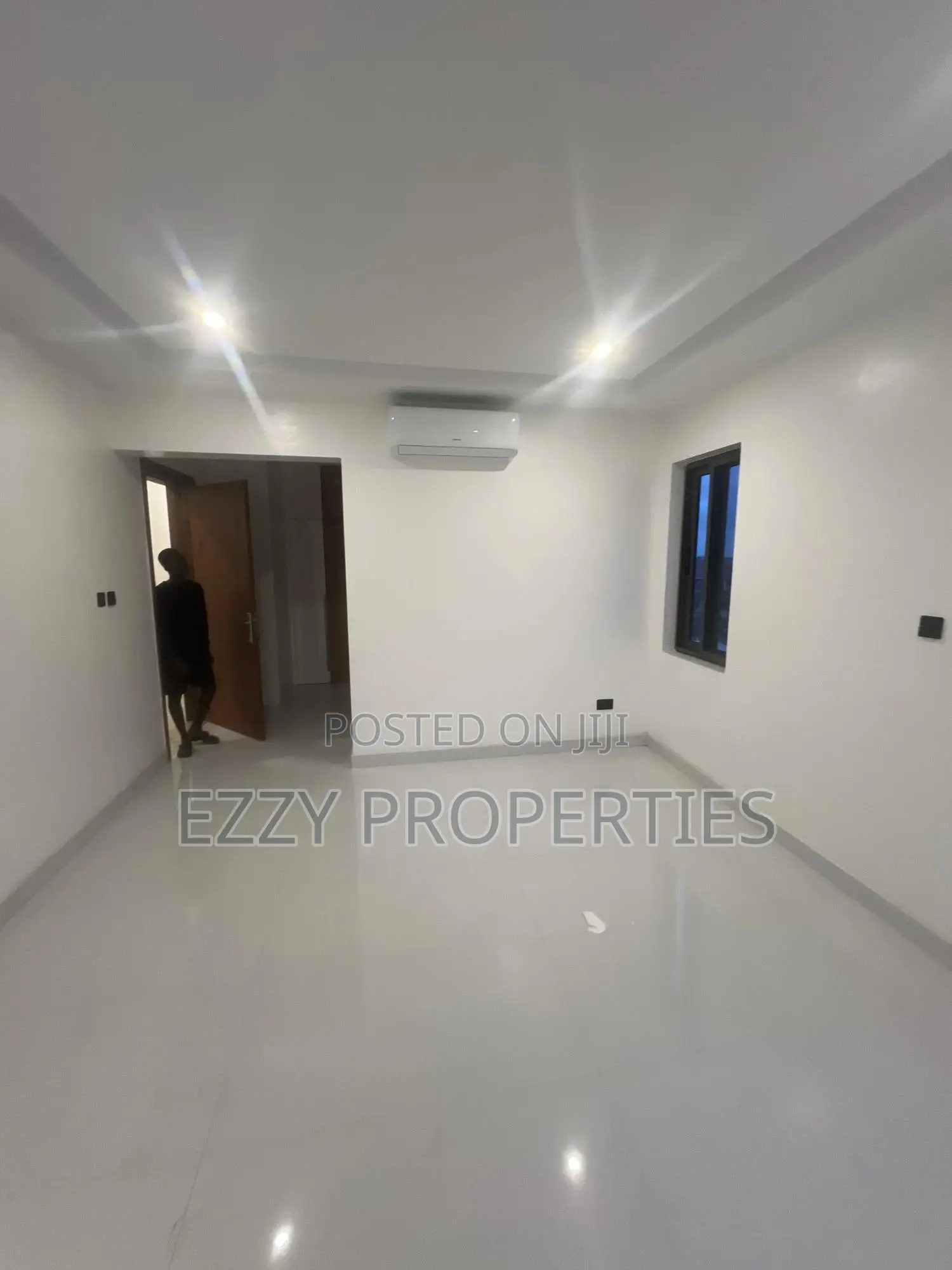4bdrm House in 100, East Legon for sale