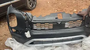Mitsubishi Outlander 2023-202 Bumper and Headlight