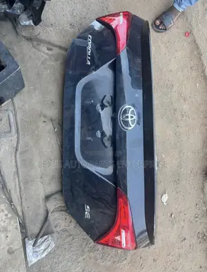 Photo - Toyota Corolla 2015-2018 Boot / Trunk Available
