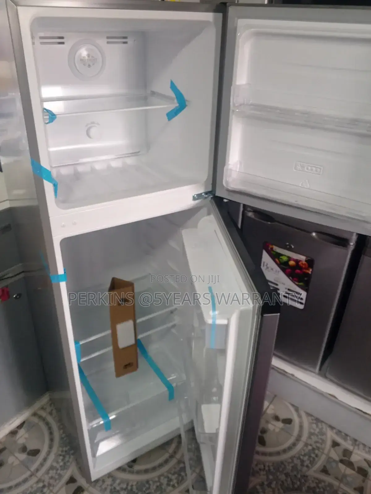 Gleeful Roch Fridge Freezer 247l RFR-310dtw-B Energy Set