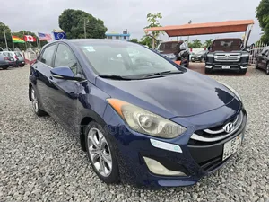 Hyundai Elantra SE Sedan FWD (2.0L 4cyl 6M) 2017 Blue