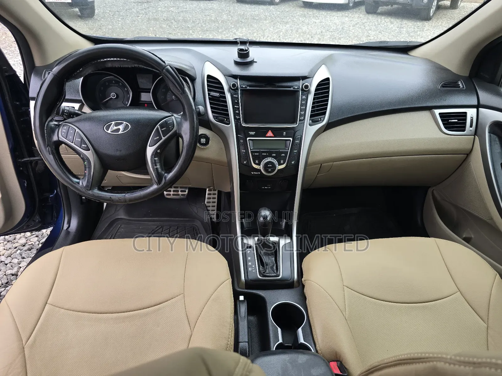 Hyundai Elantra SE Sedan FWD (2.0L 4cyl 6M) 2017 Blue