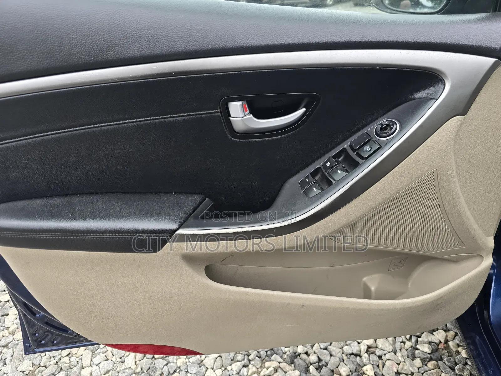 Hyundai Elantra SE Sedan FWD (2.0L 4cyl 6M) 2017 Blue