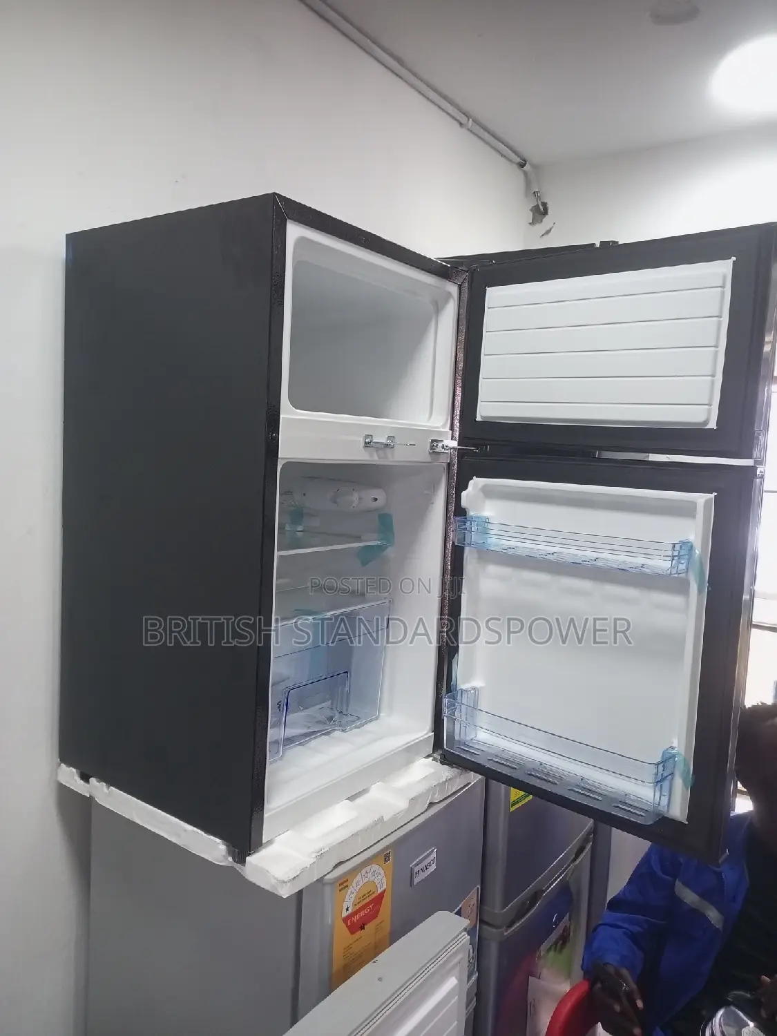 High Yield Westpool Fridge Freezer Wp-100a 80l Set