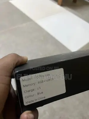 New Apple iPhone 15 Pro Max 256 GB Blue