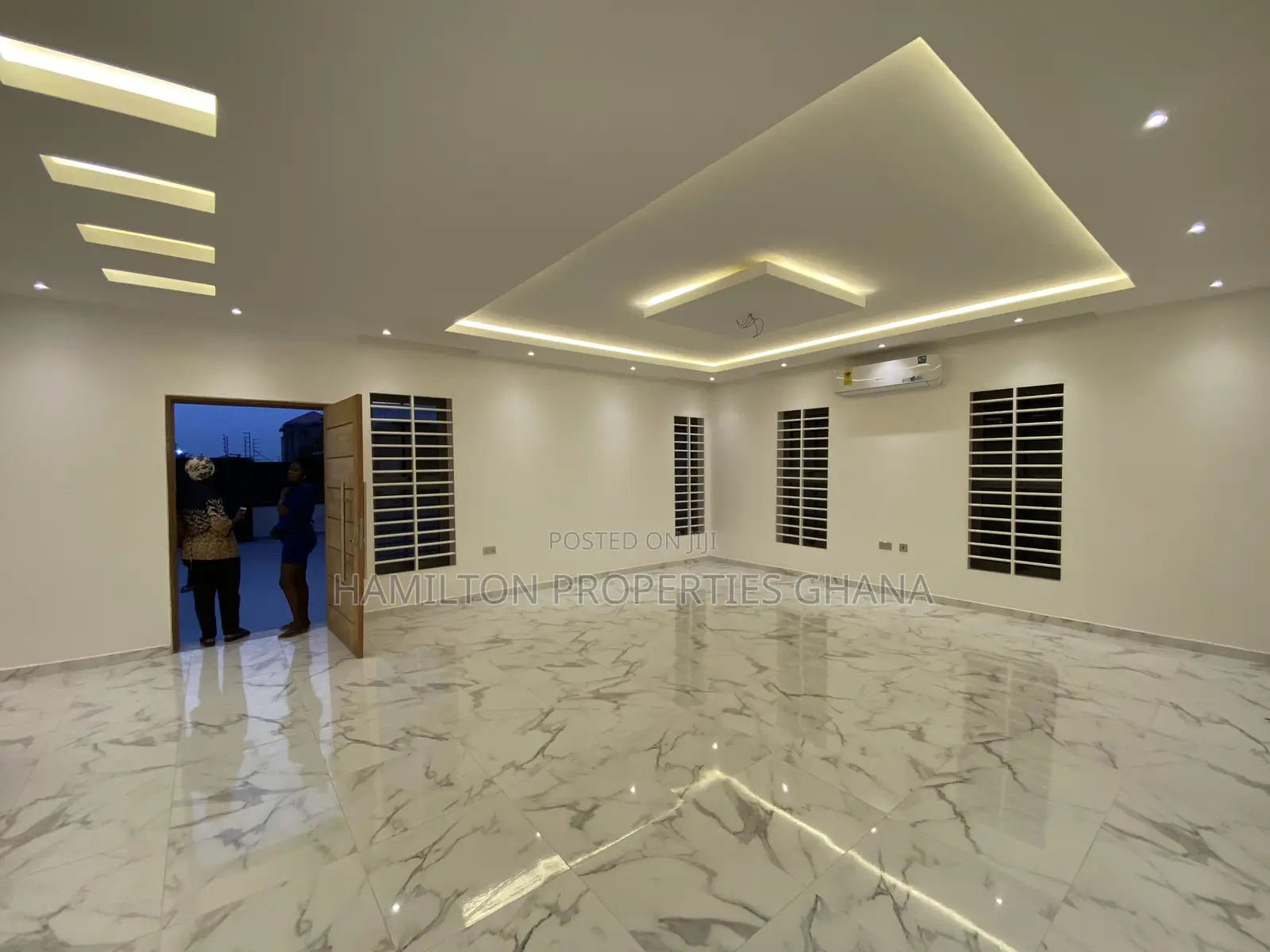 4bdrm Mansion in East Legon Hills for sale