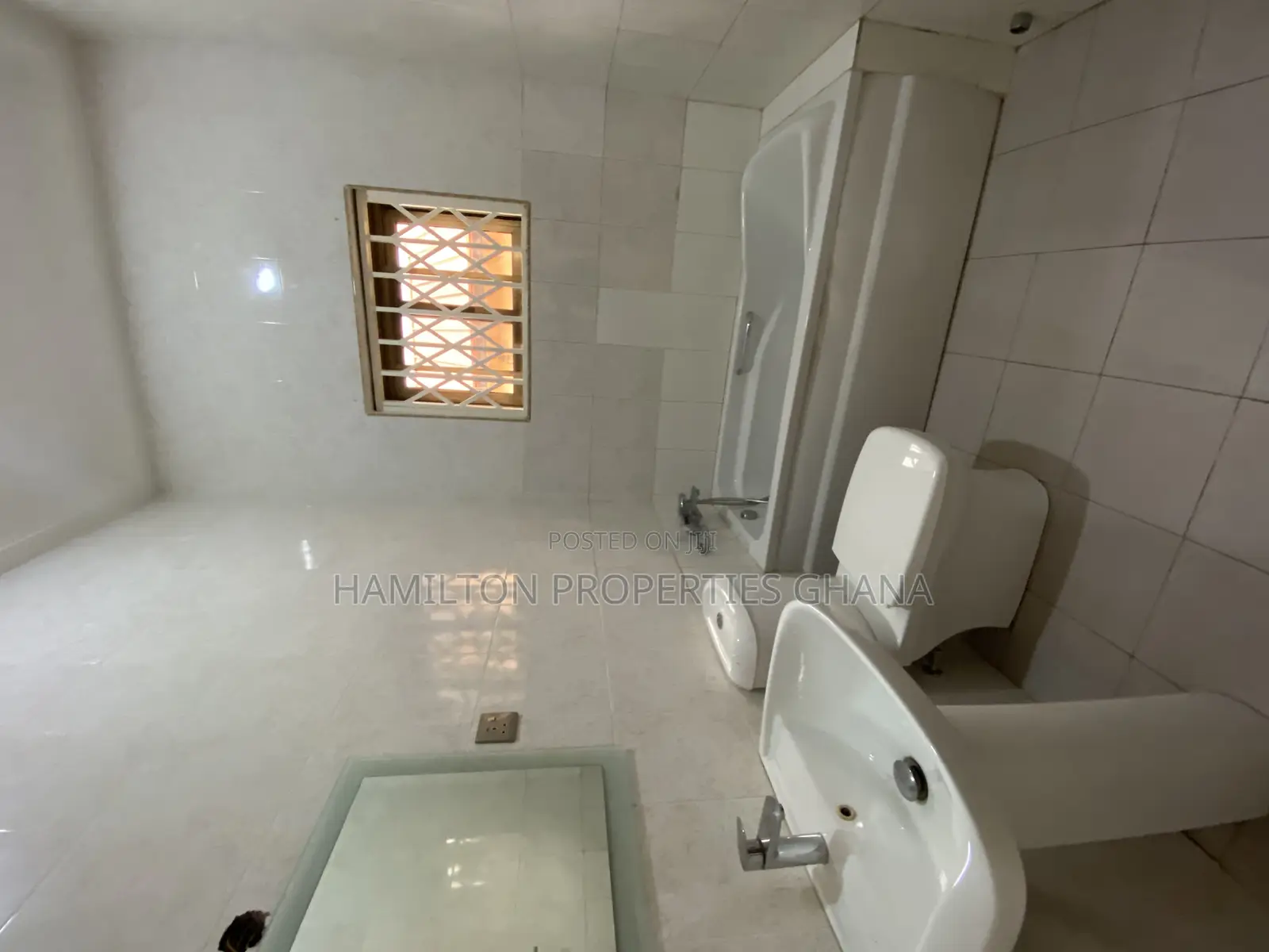 3bdrm House in Trassaco Villa, Adjiriganor for rent