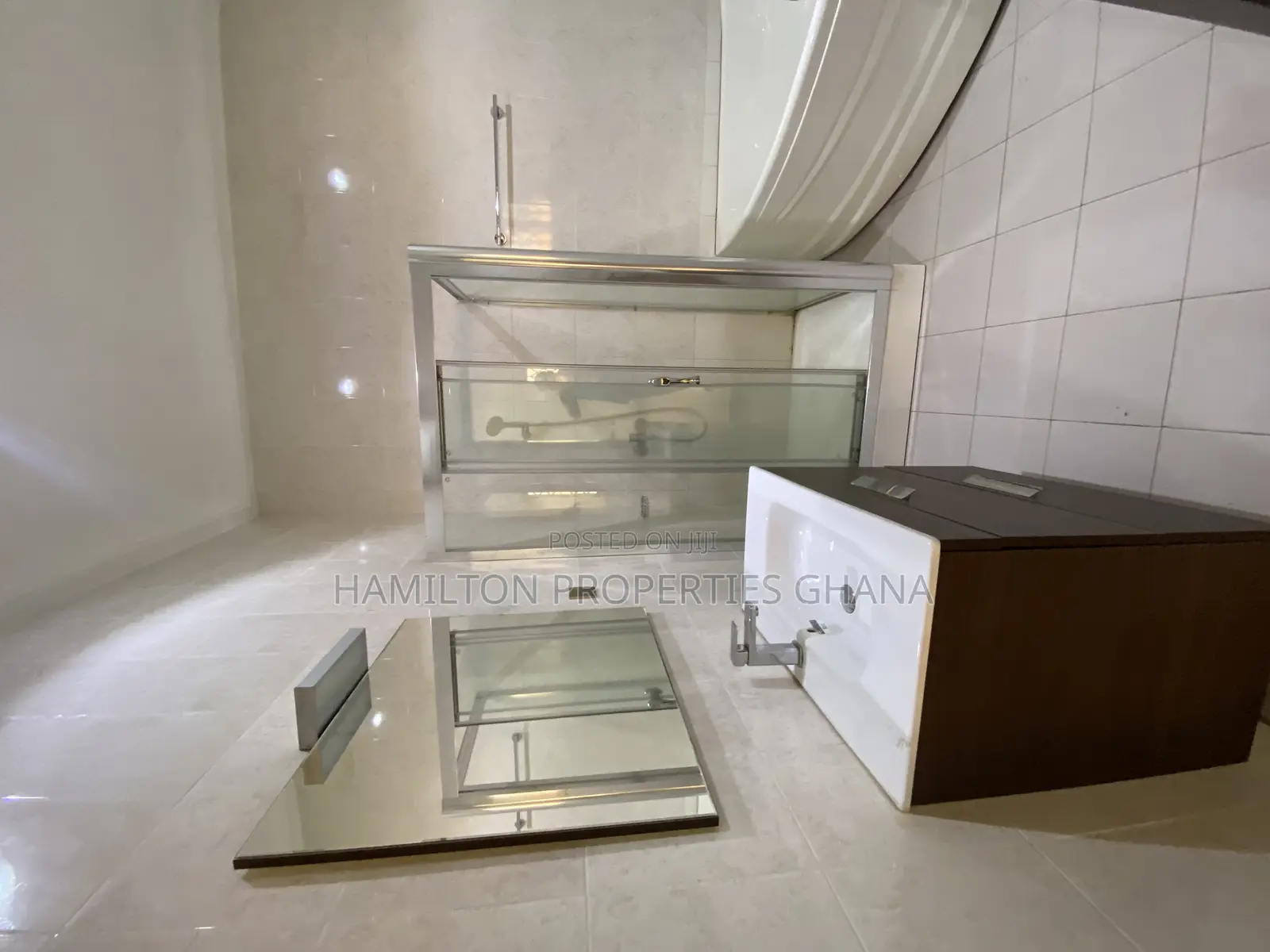 3bdrm House in Trassaco Villa, Adjiriganor for rent
