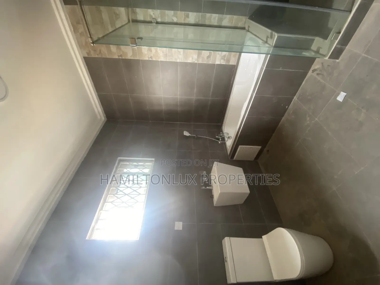 3bdrm House in Adjiringanor, Adjiriganor for rent