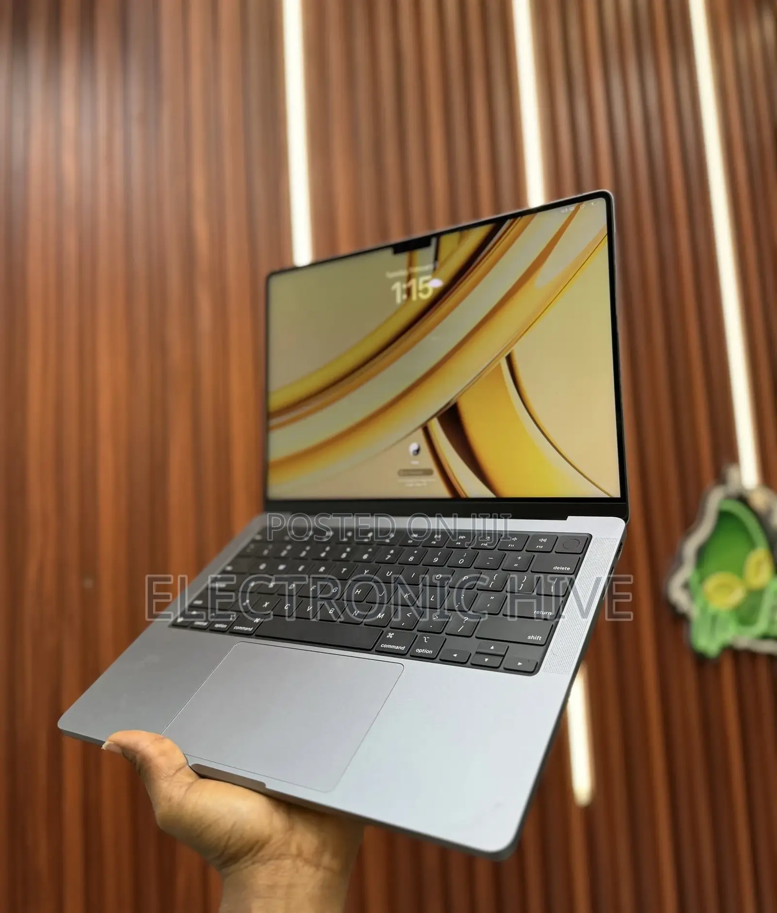 Laptop Apple MacBook Pro 2024 M3 14-Inch 8GB SSD 512GB