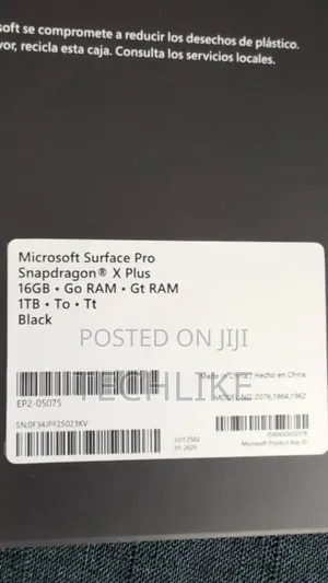 New Microsoft Surface Pro 11th Edition, a Copilot+ PC 16GB SSD 1T