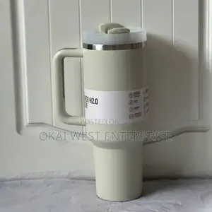 Stanley the Quencher H20 Cup 40 Oz