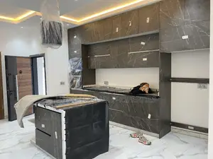 4bdrm Mansion in Lakeside Plot 4, Ashaley Botwe for sale