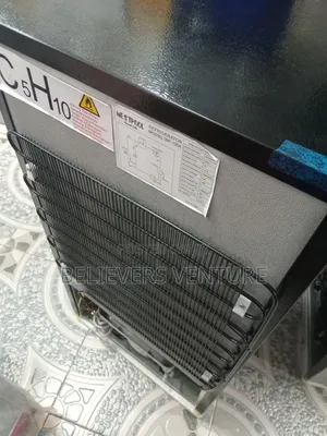 Security Lock Westpool Top Freezer 80l Westpool