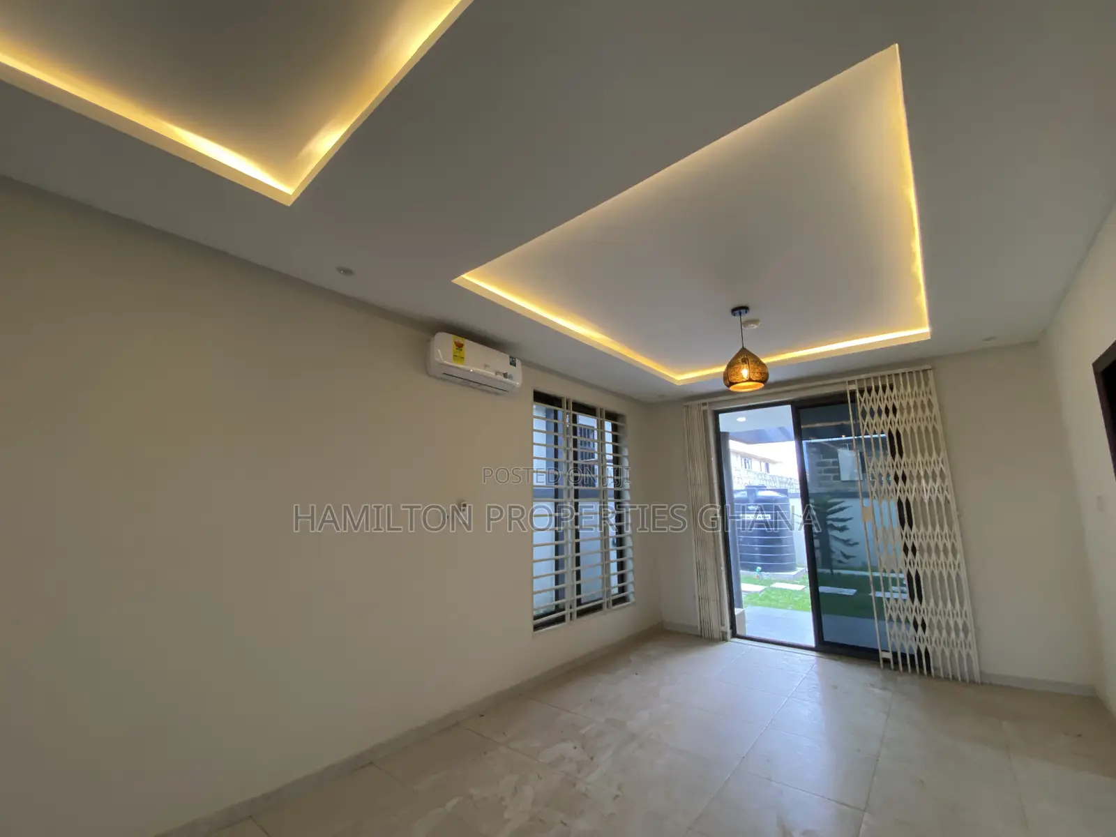 4bdrm Mansion in Lakeside Estates for rent