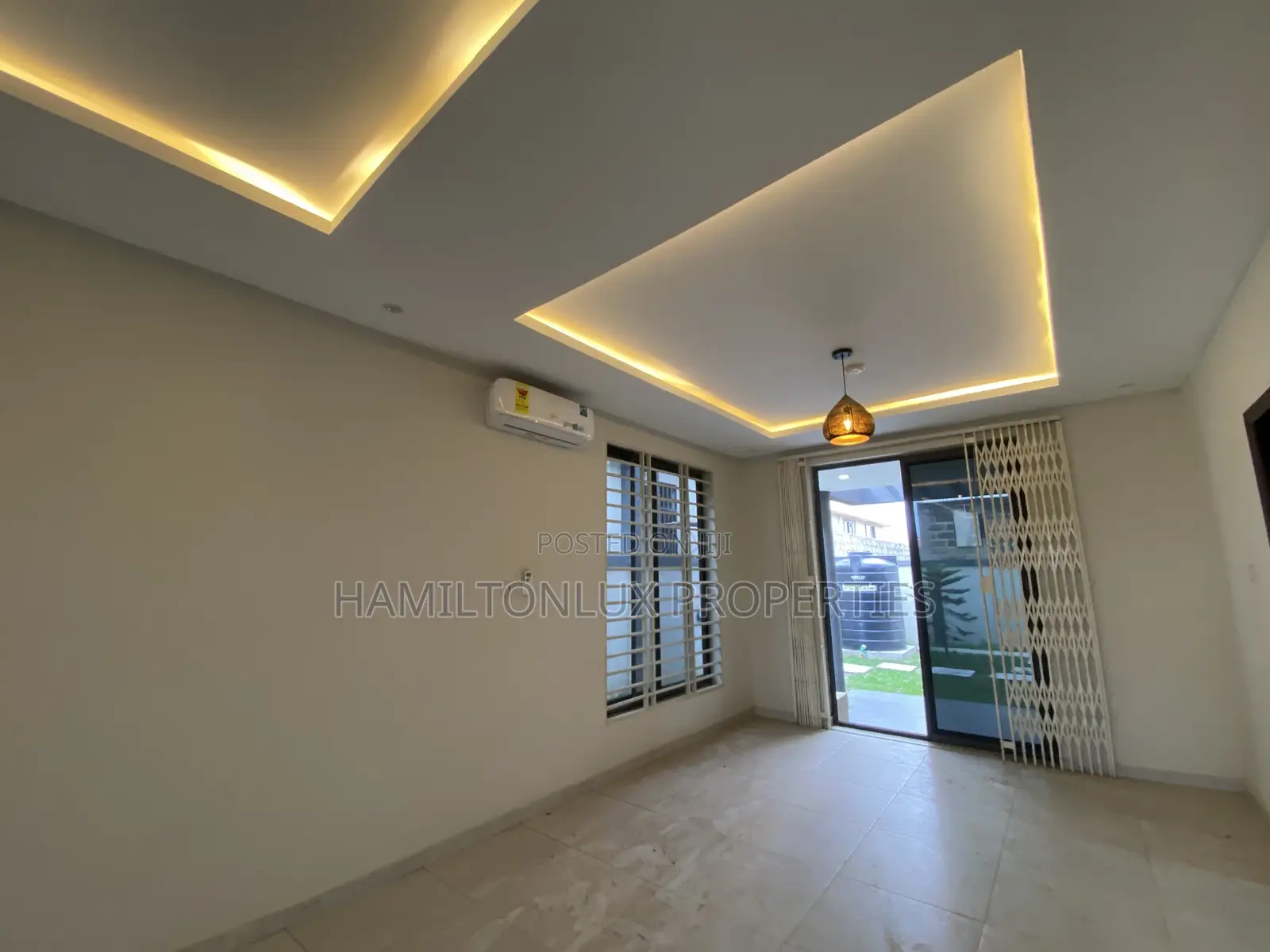 4bdrm Mansion in Lakeside Estates for rent